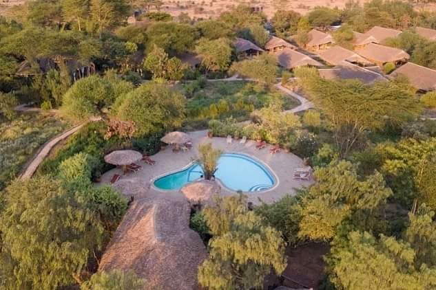 6 Days Kenyan Bush Safari 